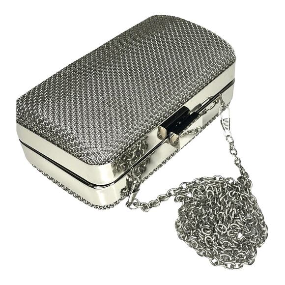 Bebe USA Metal Frame Fashion Clutch HANDBAG Purse Silver Shoulder Chain Strap - Picture 7 of 9